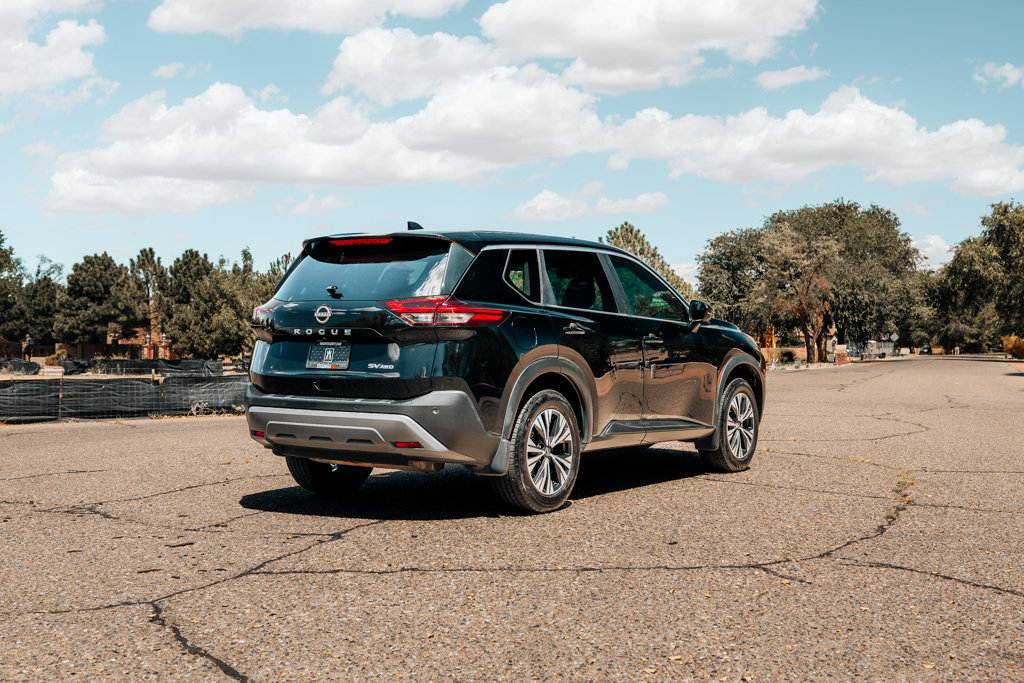 Used 2022 Nissan Rogue SV AWD/4WD image 7