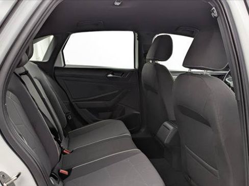Used 2025 Volkswagen Jetta Sport FWD image 17