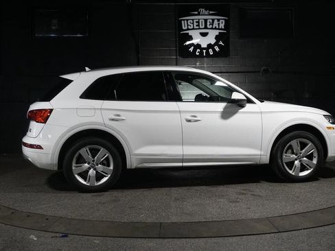 Used 2018 Audi Q5 2.0T Premium AWD/4WD image 8