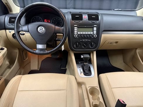 Used 2008 Volkswagen Jetta SE FWD image 13