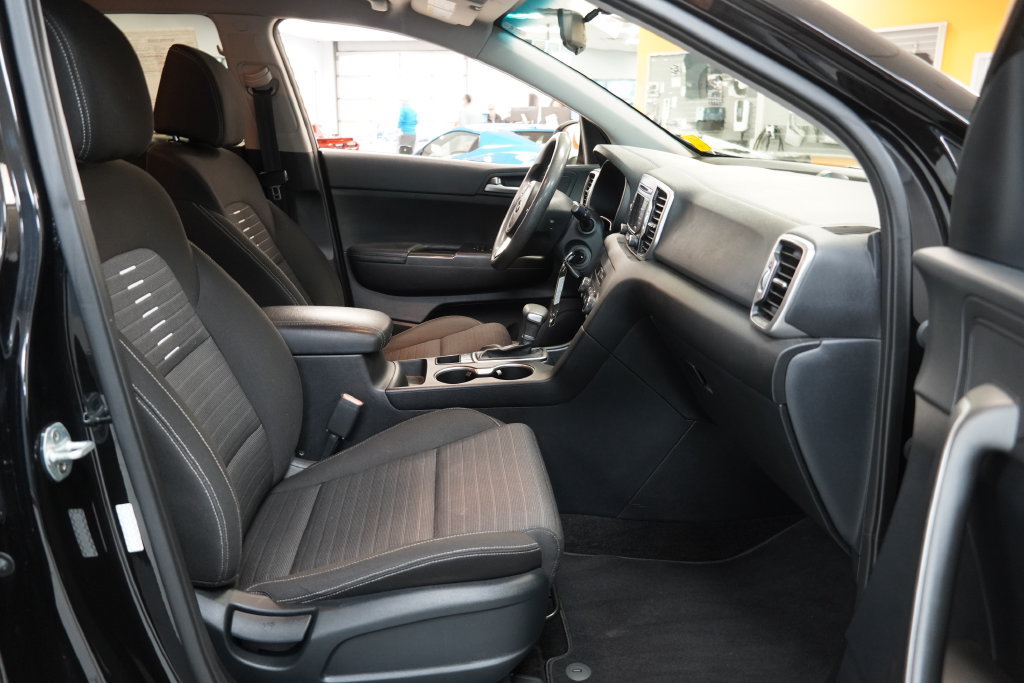 Used 2017 Kia Sportage LX w/ LX Popular Package AWD/4WD image 33