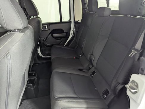 Used 2021 Jeep Gladiator Sport w/ Trailer Tow Package image 28