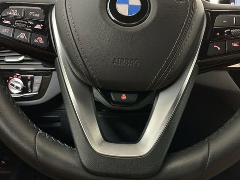 Certified 2022 BMW 530i w/ Executive Package image 18