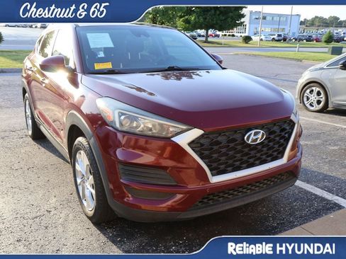 Used 2019 Hyundai Tucson SE w/ Cargo Package AWD/4WD image 2