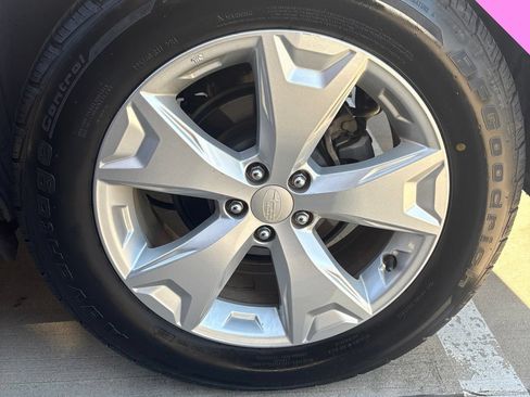 Used 2016 Subaru Forester 2.5i w/ Protection Package #1 AWD/4WD image 18