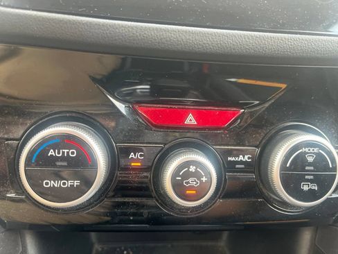 Used 2020 Subaru Forester Premium AWD/4WD image 20