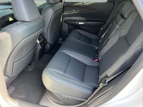 New 2026 Lexus RX 350 image 15