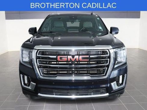 Used 2023 GMC Yukon XL SLT AWD/4WD image 11