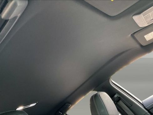 Certified 2024 Chevrolet Blazer EV LT AWD/4WD image 21