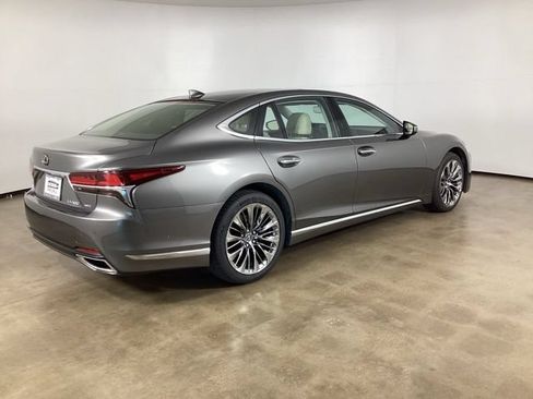 Used 2019 Lexus LS 500 AWD w/ Interior Upgrade Package image 8
