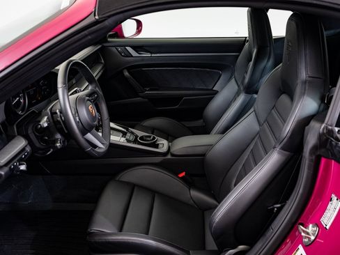 Certified 2024 Porsche 911 Carrera image 5