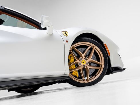 Used 2020 Ferrari 488 Pista Spider image 62