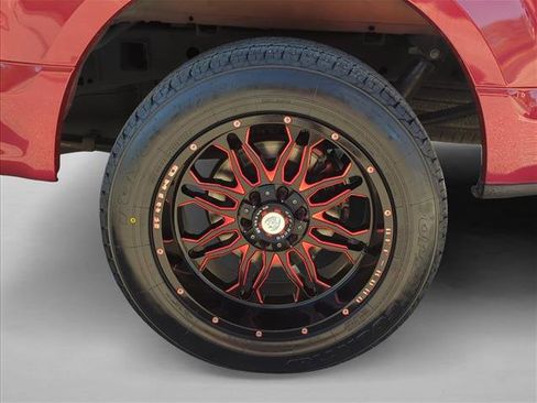 Used 2015 Ford F150 XLT w/ Equipment Group 302A Luxury image 9