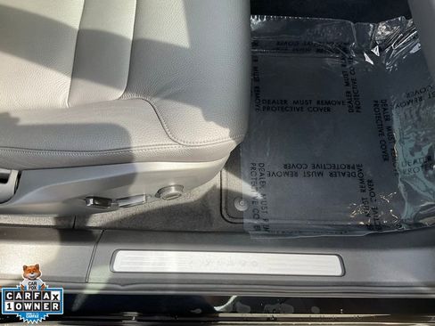 Used 2025 Volvo XC60 B5 Plus image 58