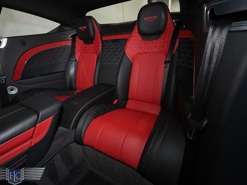 Used 2020 Bentley Continental GT V8 image 15