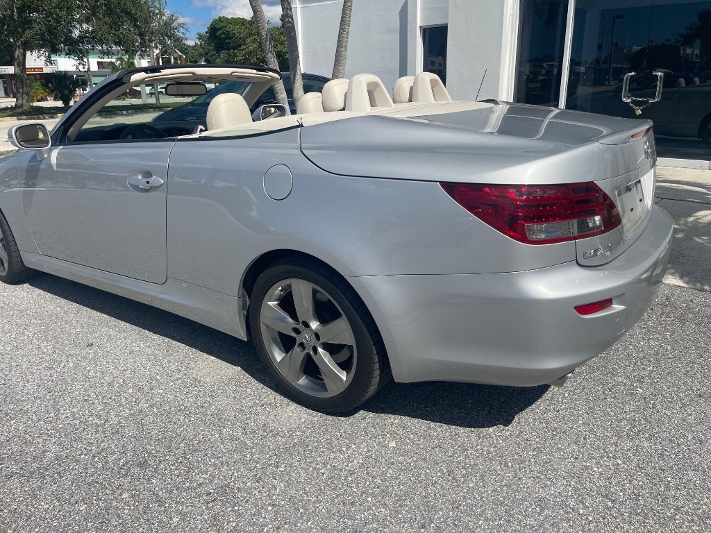 Used 2010 Lexus IS 350C RWD image 7