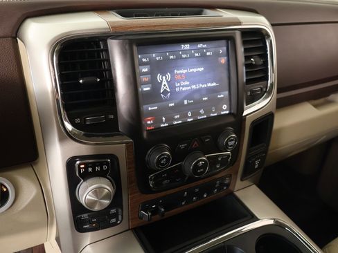 Used 2018 RAM 1500 Laramie w/ Convenience Group AWD/4WD image 5