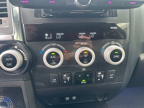 Used 2021 Toyota Sequoia TRD Pro AWD/4WD image 18
