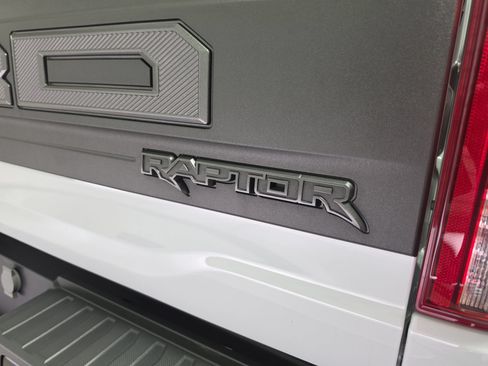 Used 2024 Ford F150 Raptor AWD/4WD image 11