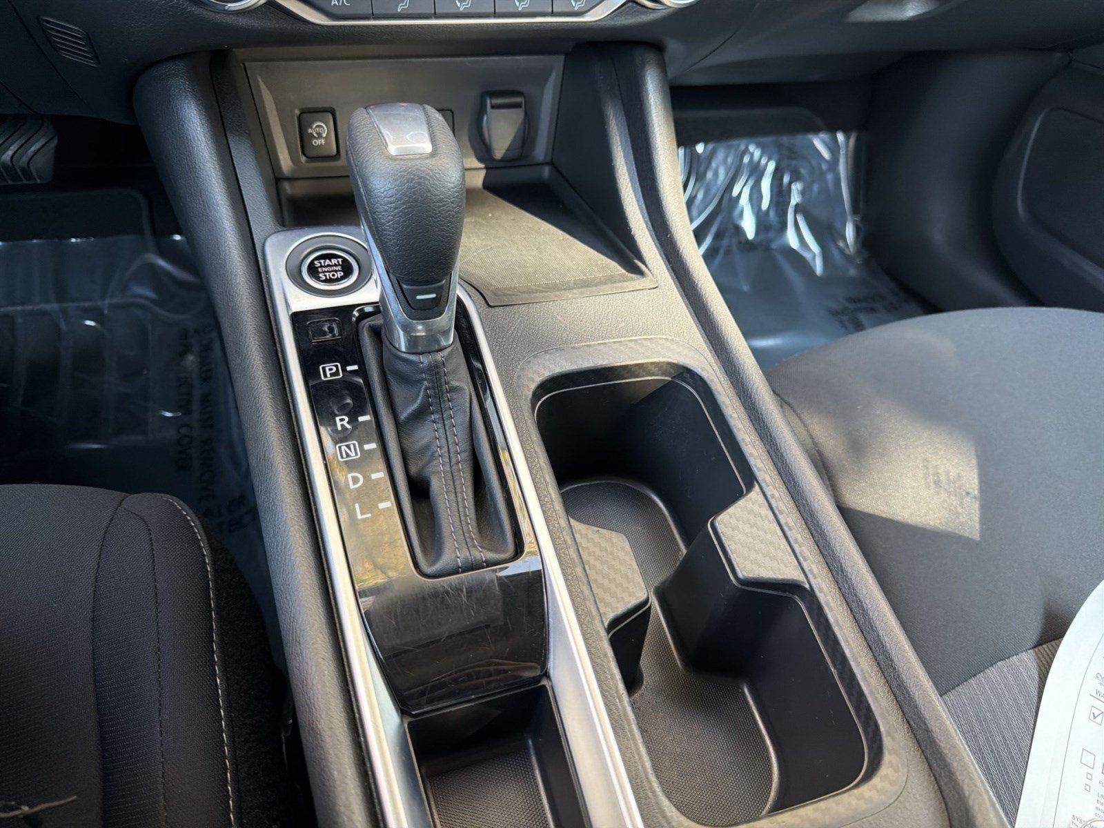 Used 2024 Nissan Sentra SV FWD image 21