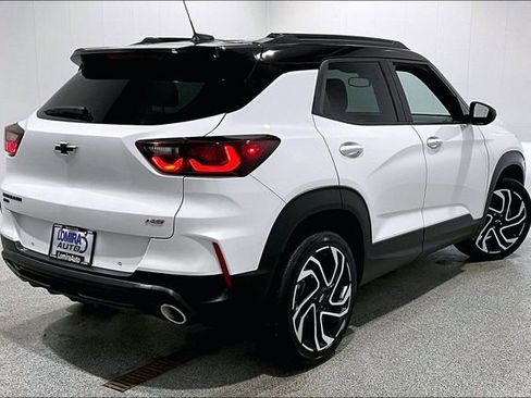 Used 2025 Chevrolet TrailBlazer RS w/ Convenience Package image 5