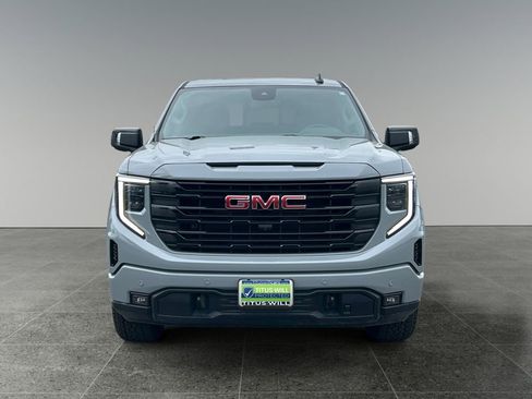 Used 2024 GMC Sierra 1500 Elevation w/ Elevation Premium Package AWD/4WD image 2