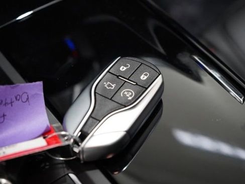 Used 2024 Maserati Levante GT Ultima image 41