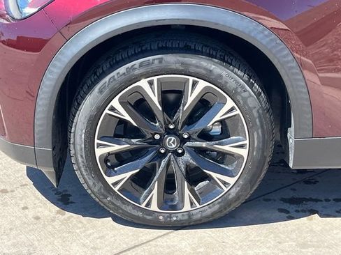 Used 2024 MAZDA CX-90 Plug-In Hybrid w/ Premium Plus AWD/4WD image 5