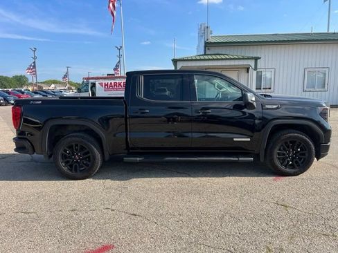 Used 2024 GMC Sierra 1500 Elevation w/ Preferred Package AWD/4WD image 11