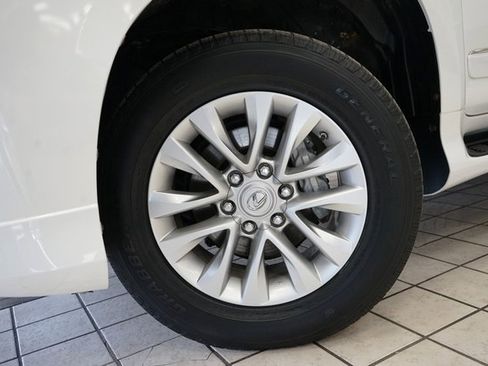 Used 2017 Lexus GX 460 image 56