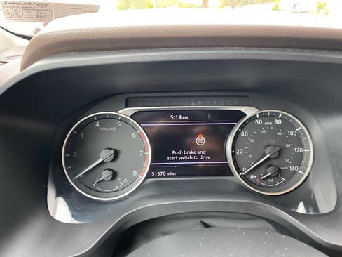 Used 2023 Nissan Rogue S AWD/4WD image 19