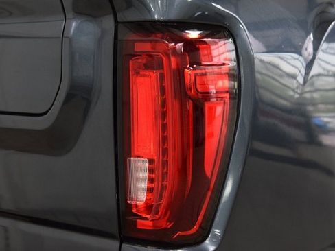 Used 2020 GMC Sierra 2500 AT4 w/ Technology Package image 18