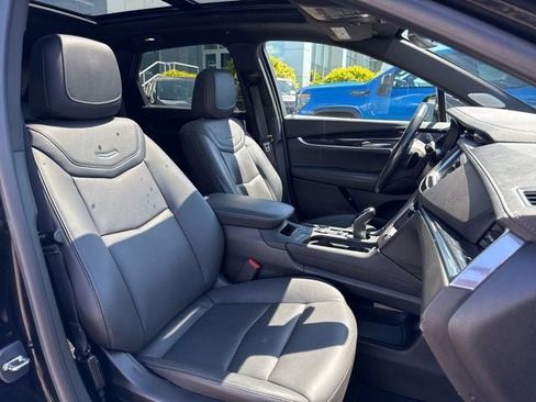 Certified 2023 Cadillac XT5 Premium Luxury AWD/4WD image 29