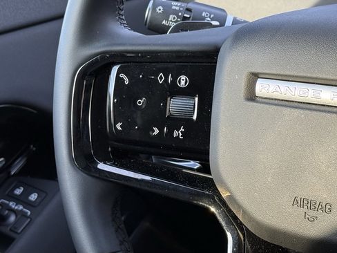 Certified 2026 Land Rover Range Rover Evoque Dynamic SE image 20