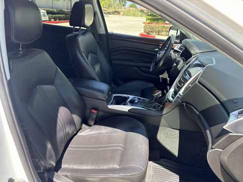Used 2016 Cadillac SRX Luxury w/ Driver Awareness Package FWD image 16
