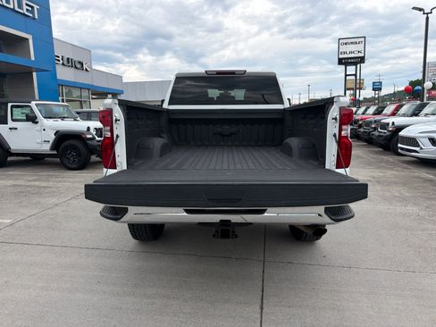 Used 2021 Chevrolet Silverado 2500 LT w/ Convenience Package AWD/4WD image 10