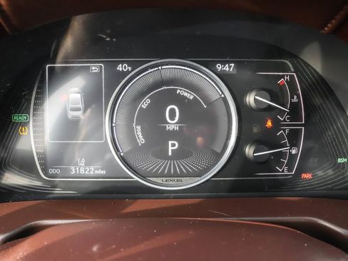 Used 2020 Lexus ES 300h w/ Luxury Package image 20