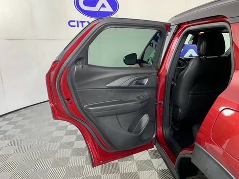 Used 2021 Chevrolet TrailBlazer RS FWD image 30