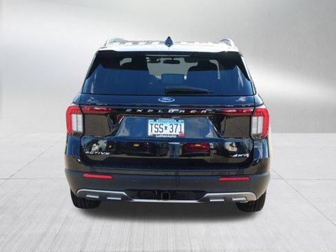 Used 2026 Ford Explorer Active w/ Active Comfort Package AWD/4WD image 6