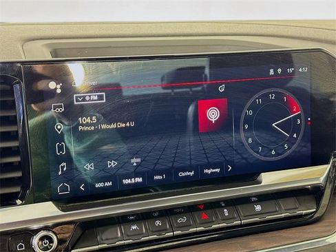 Used 2024 GMC Sierra 1500 SLT image 14