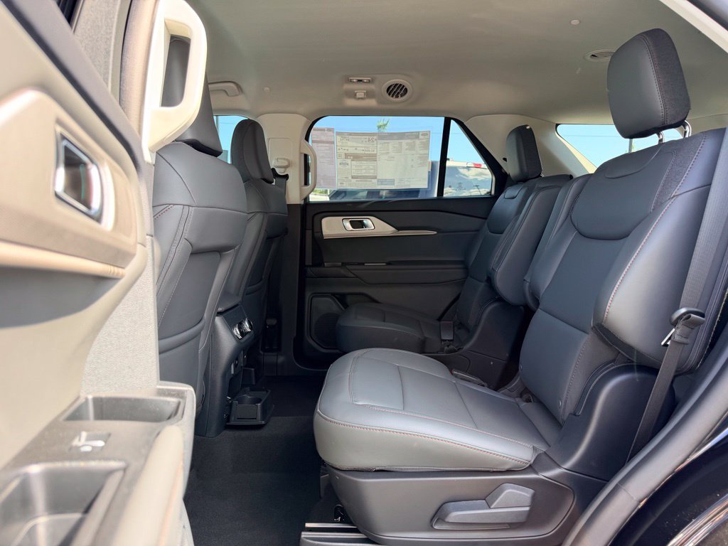 New 2026 Ford Explorer Active w/ Active Comfort Package RWD image 10