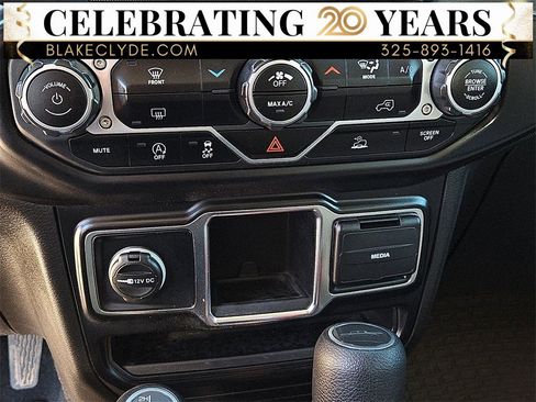 Used 2022 Jeep Gladiator Sport w/ Trailer Tow Package image 27