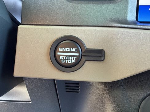Used 2025 Ford Bronco Big Bend AWD/4WD image 17