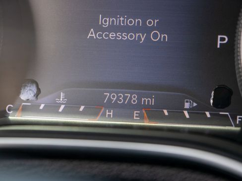 Used 2019 Jeep Cherokee Trailhawk image 27