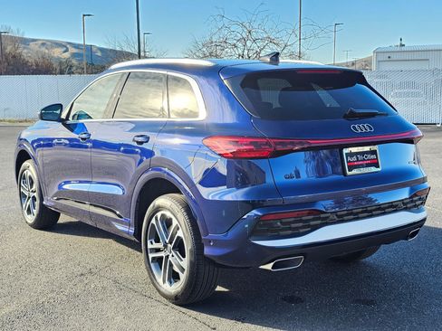 New 2025 Audi Q5 Premium image 4