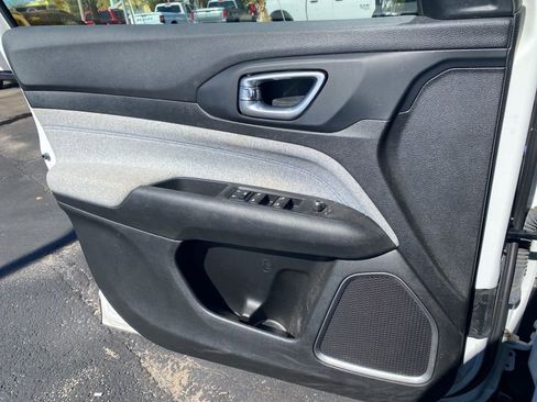 Used 2022 Jeep Compass Latitude w/ Convenience Group image 15