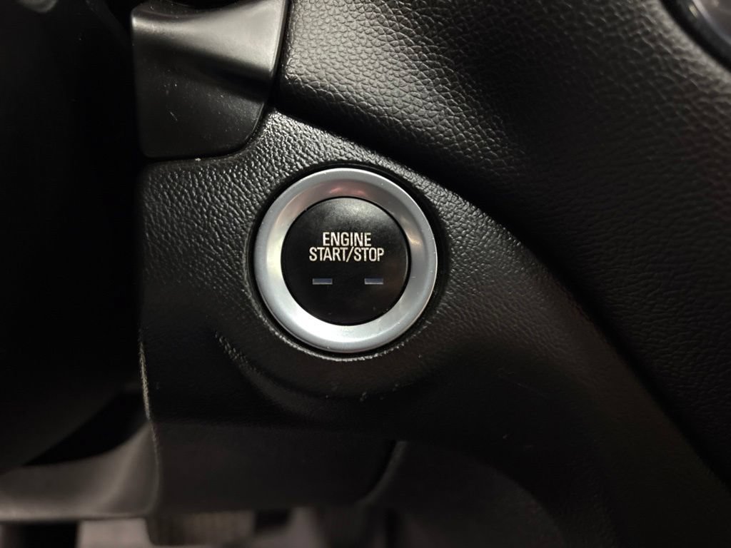 Used 2019 Chevrolet Equinox LT AWD/4WD image 22