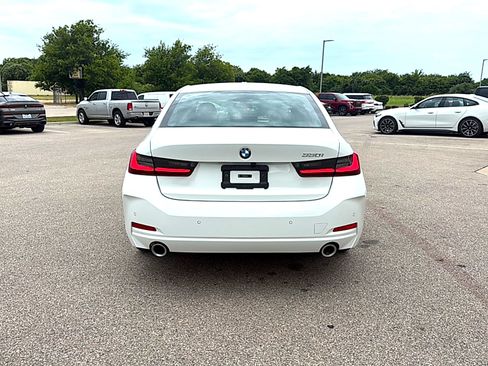 Used 2024 BMW 330i Sedan w/ Premium Package RWD image 6