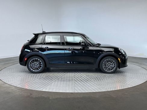 New 2026 MINI Cooper S image 10