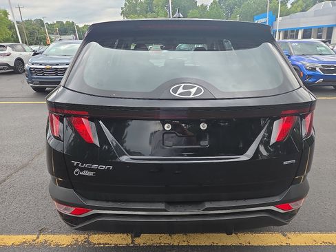 Used 2022 Hyundai Tucson SE w/ Cargo Package AWD/4WD image 4